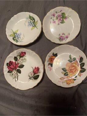 Floral butter plates - Set of 4